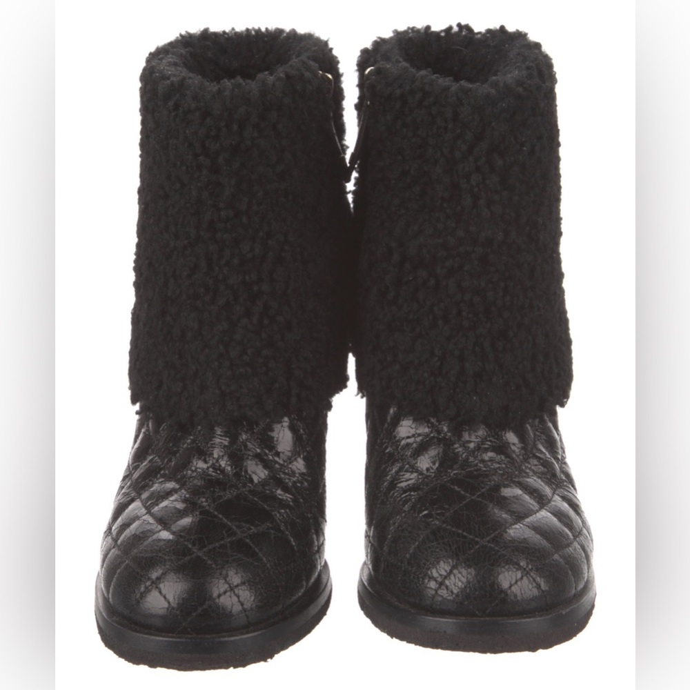 *EUC* Authentic Chanel Shearling + Leather Ankle Booties - Picture 15 of 15